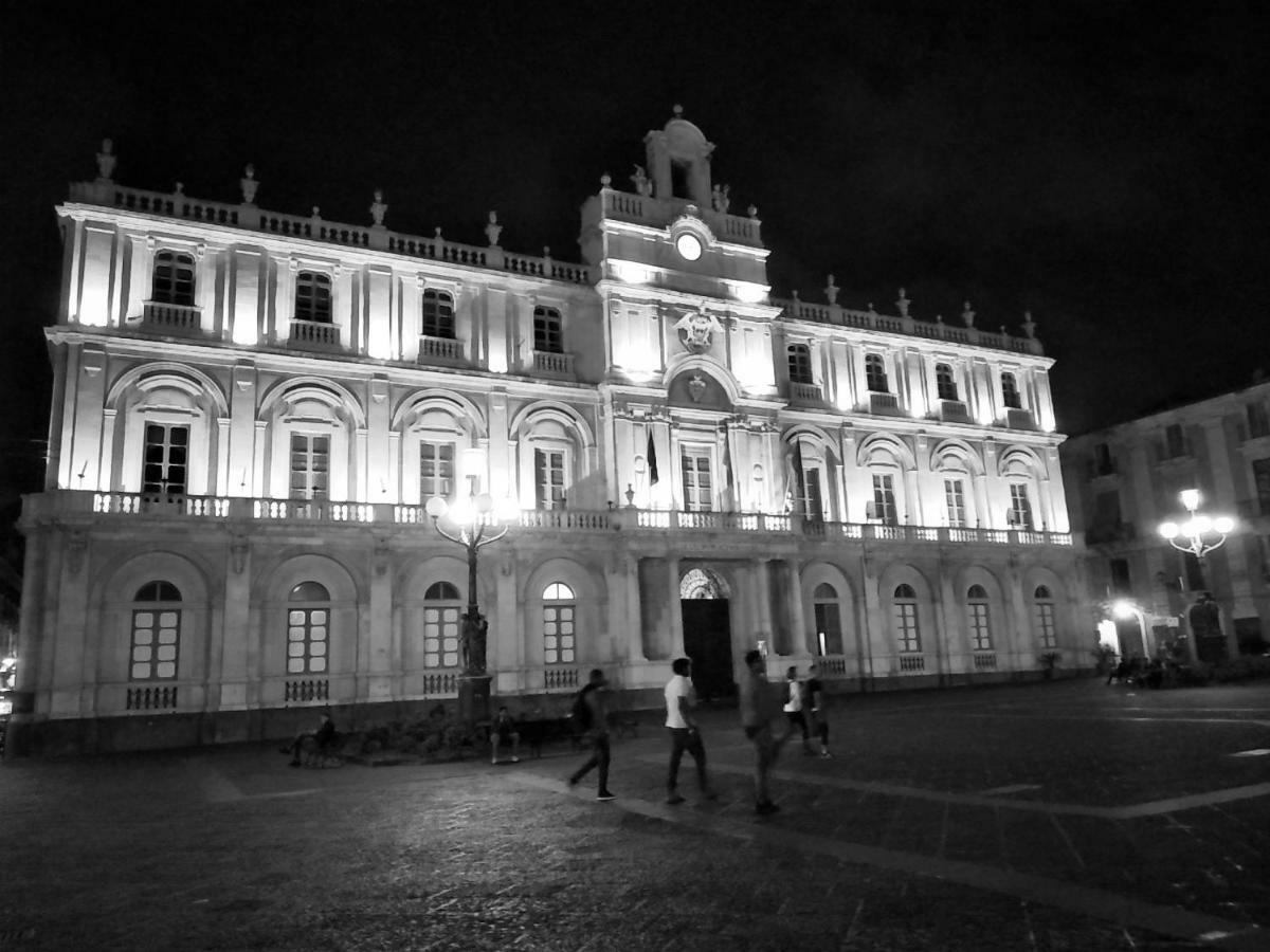 Suite Il Letto Sotto Il Tetto CTA Exterior foto